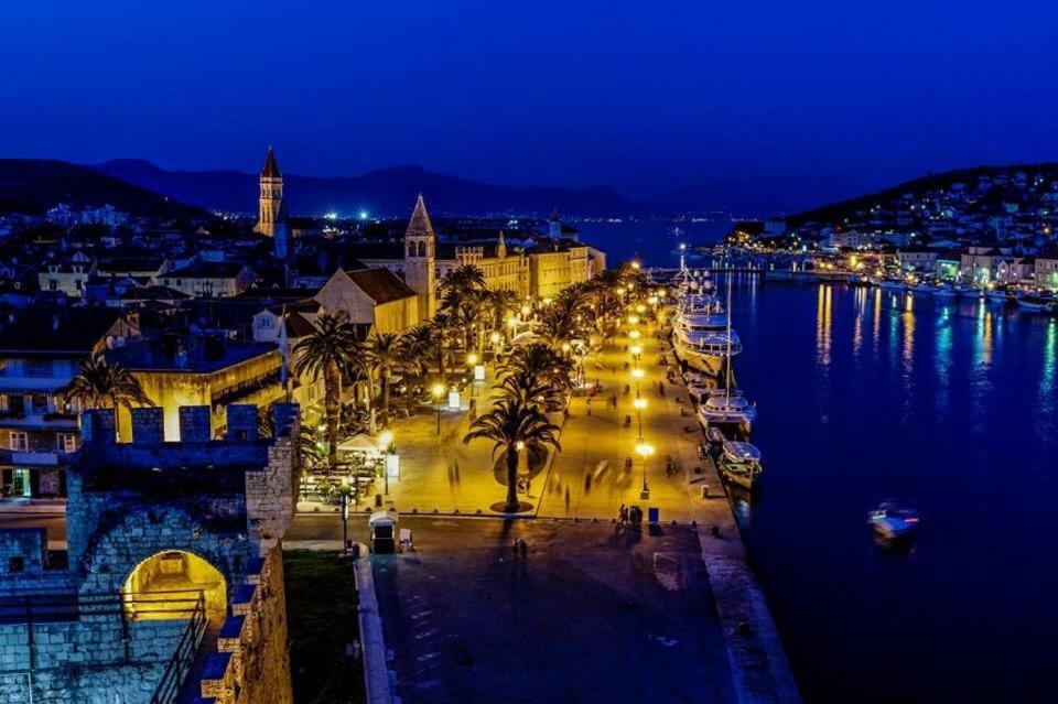 Apartment Julia Trogir Ngoại thất bức ảnh