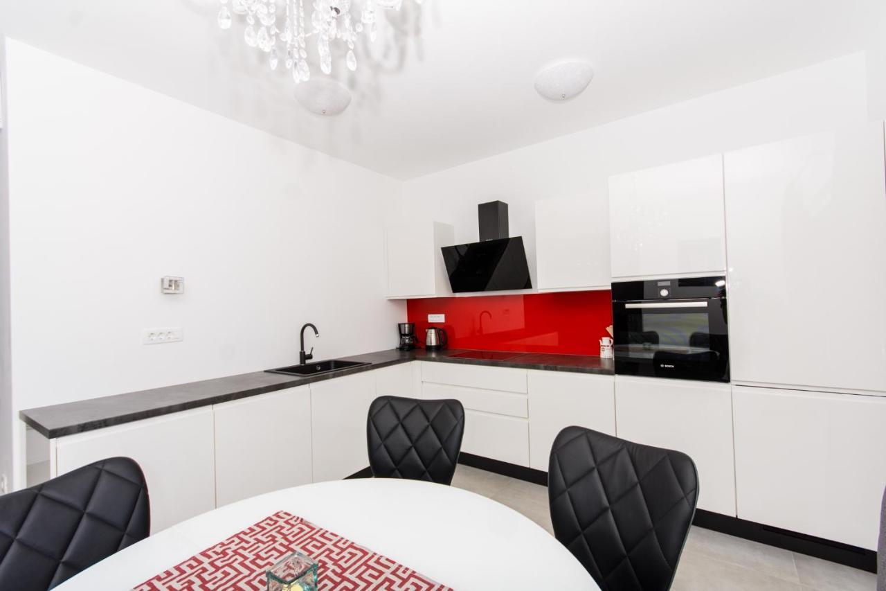 Apartment Julia Trogir Ngoại thất bức ảnh